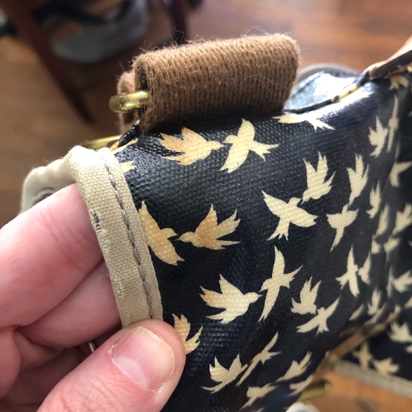 Waterproof Fossil messenger bag - Picture 5 of 12